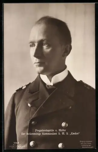 AK Fregattenkapitän Karl v. Müller, Kommandant der SMS Emden