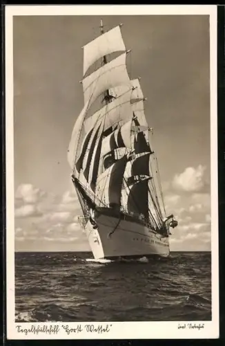 AK Segelschulschiff der Kriegsmarine  unter vollen Segeln