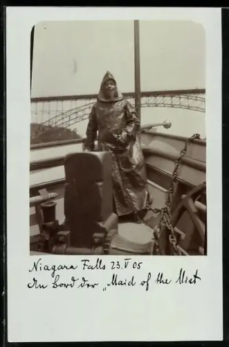 Foto-AK Niagara Falls, An Bord der Maid of the Mist 1905
