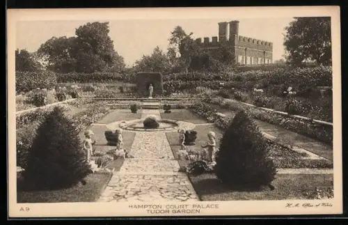 AK Hampton Court Palace, Tudor Garden