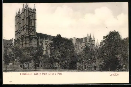 AK London, Westminster Abbey from Dean`s Yard