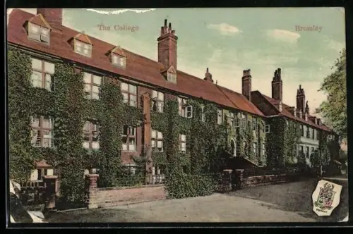 AK Bromley, The College