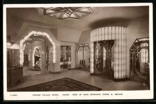 AK London, Strand Palace Hotel, Foyer, View of Main Entrance Doors and Arcade