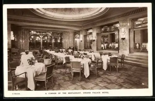 AK London, Strand Palace Hotel, A Corner of the Restaurant