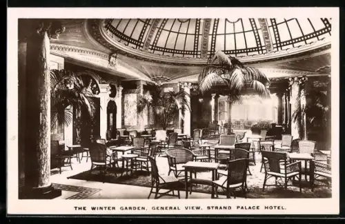 AK London, Strand Palace Hotel, The Winter Garden, General View