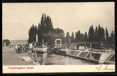 AK Teddington, Lock