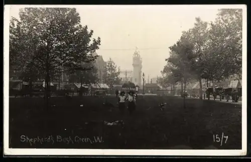 AK London, Shepherd`s Bush Green