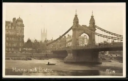 AK London, Hammersmith Bridge