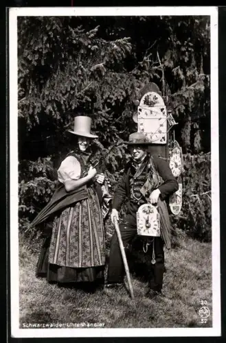 AK Schwarzwälder Uhrenhändler, Trachten