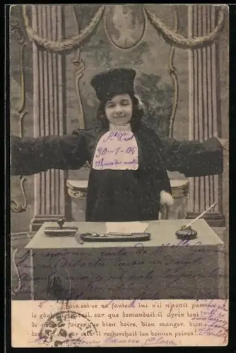 AK Kleiner Anwalt an der Kanzel