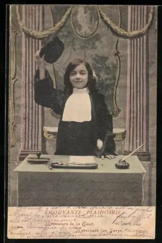 AK Kleiner Anwalt an der Kanzel