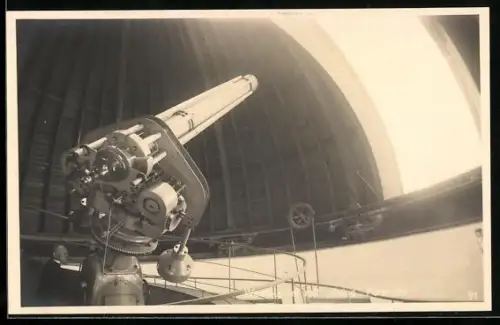 AK München, Deutsches Museum. Westkuppel mit Fernrohr Zeiss