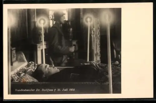 AK Bundeskanzler Dollfuss im offenen Sarg, 25. Juli 1934, Tod