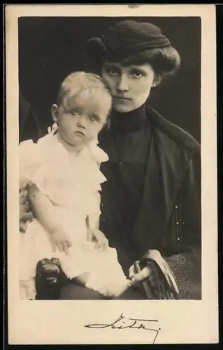 AK Kaiserin Zita von Österreich mit ihrem Kind 1924