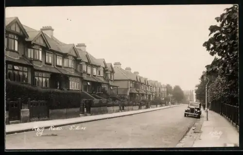 AK London, Ross Road, Street Scene