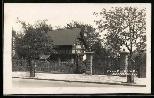 AK Wednesbury, Park Entrance