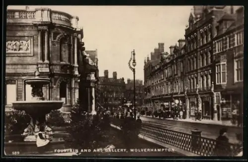 AK Wolverhampton, Fountain and Art Gallery