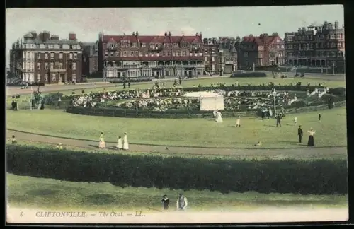 AK Cliftonville, The Oval