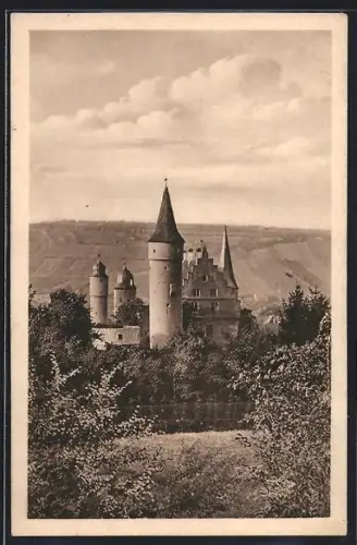 AK Ochsenfurt a. Main, Bezirksamt mit Nikolaus- u. Wehr-Turm sowie Klingen- und Taubenturm