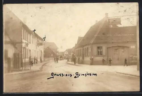 Foto-AK Geinsheim / Neustadt, Geschäft von Heinrich Rössler mit Strassenpartie