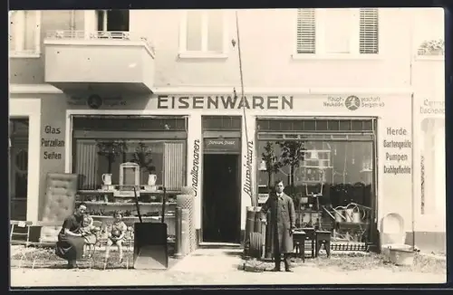 Foto-AK Berlin-Buckow, Eisenwarengeschäft von Berhanrd Baetz in der Rudowerstrasse 51