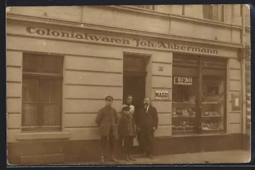 Foto-AK Krefeld, Kolonialwarengeschäft von Joh. Akkermann in der Gladbacherstrasse 62