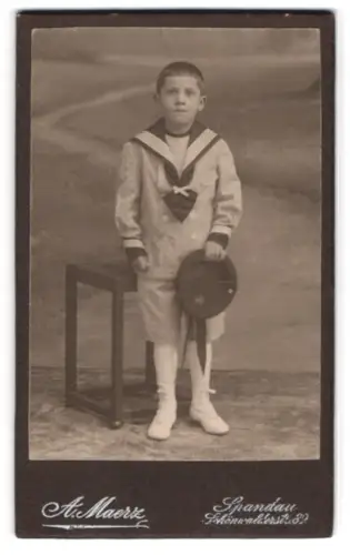 Fotografie A. Maerz, Spandau, Schönwalderstr. 82, Walter Krahnman als Junge im Matrosenanzug 1916