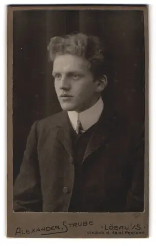 Fotografie Alexander Strube, Löbau i. S., Ernst im Porträt am 30. Januar 1907