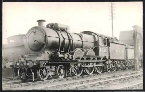 Fotografie britische Eisenbahn LNER, Dampflok, Tender-Lokomotive No. 8512