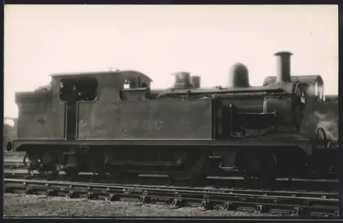 Fotografie britische Eisenbahn, Dampflok, Lokomotive No. 7780
