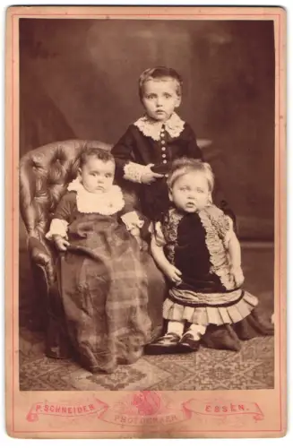 Fotografie P. Schneider, Essen, Kettwigerstrasse 38, Brüder Carl, Willi und Emil 1883