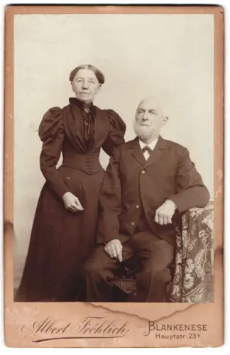 Fotografie Albert Fröhlich, Blankenese, Hauptstr. 23b, Herr und Frau Rahlf zusammen im Porträt