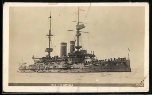 Foto-AK H.M.S. Irresistible, Kriegsschiff