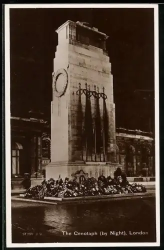 AK London, The Cenotaph by Night