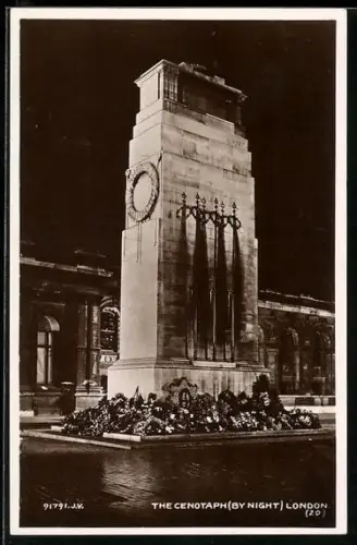 AK London, The Cenotaph by Night