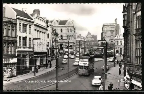 AK Wolverhampton, Queen Square