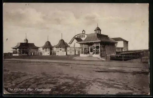 AK Fleetwood, The Victoria Pier