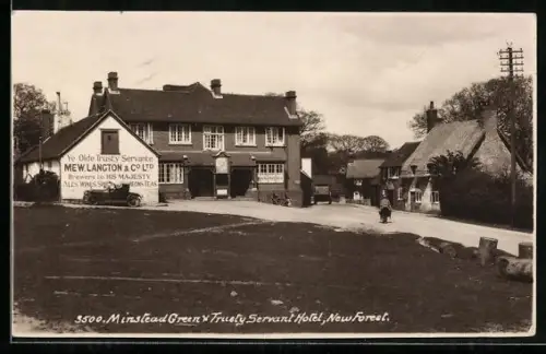 AK New Forest, Minslead Green and Trusty Servant Hotel
