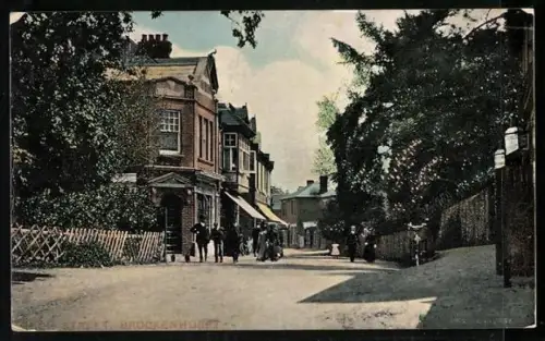 AK Brockenhurst, High Street