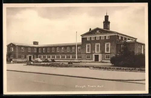 AK Slough, Town Hall