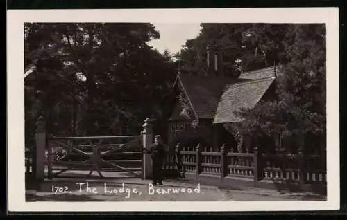 AK Bearwood, The Lodge