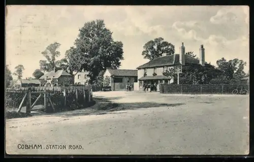 AK Cobham, Station Road