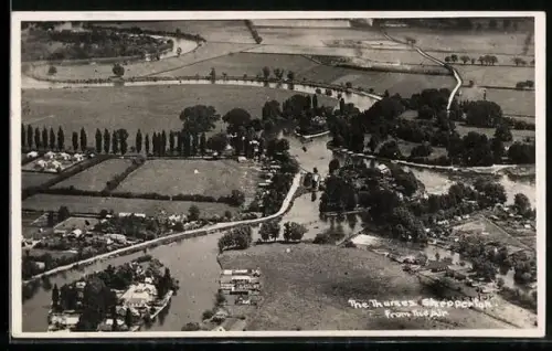 AK Shepperton, The Thames from the Air