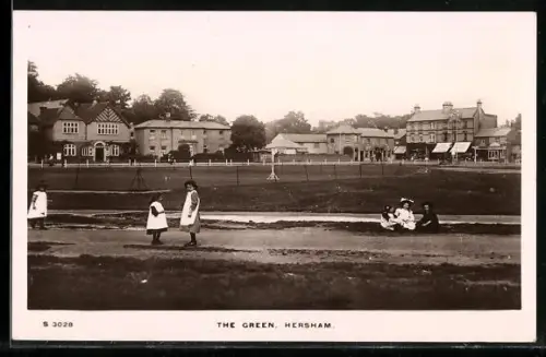 AK Hersham, The Green
