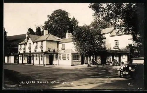 AK Boxhill, Burford Bridge Hotel