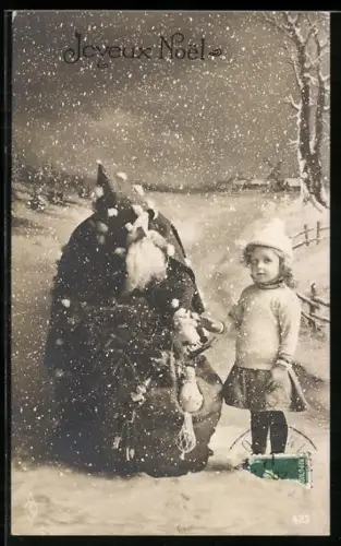 AK Weihnachtsmann und Mädchen auf einem verschneiten Feldweg