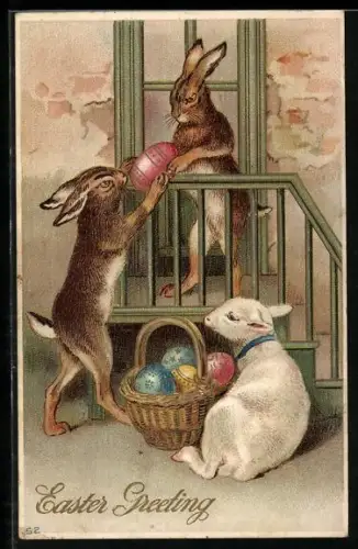 Präge-AK Osterhase und ein Lamm neben einem Korb mit Ostereiern