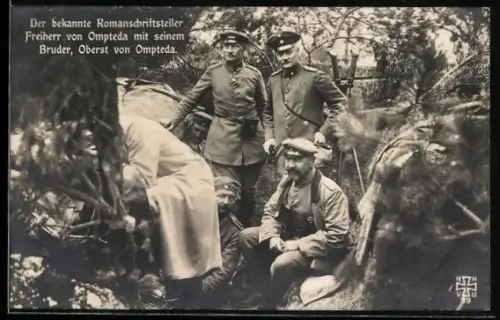 AK Schriftsteller Freiherr von Ompteda mit seinem Bruder Oberst von Ompteda im Schützengraben