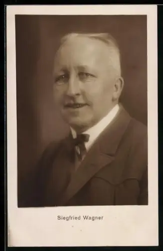 AK Siegfried Wagner lächelnd im Porträt