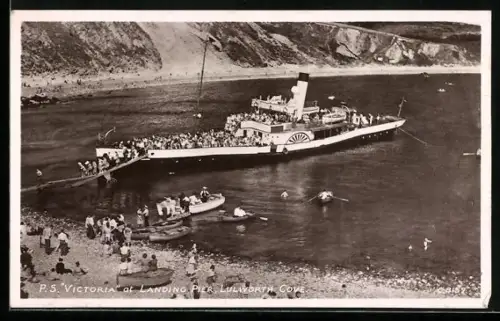 AK Lulworth Cove, Dampfer P. S. Victoria at Landing Pier